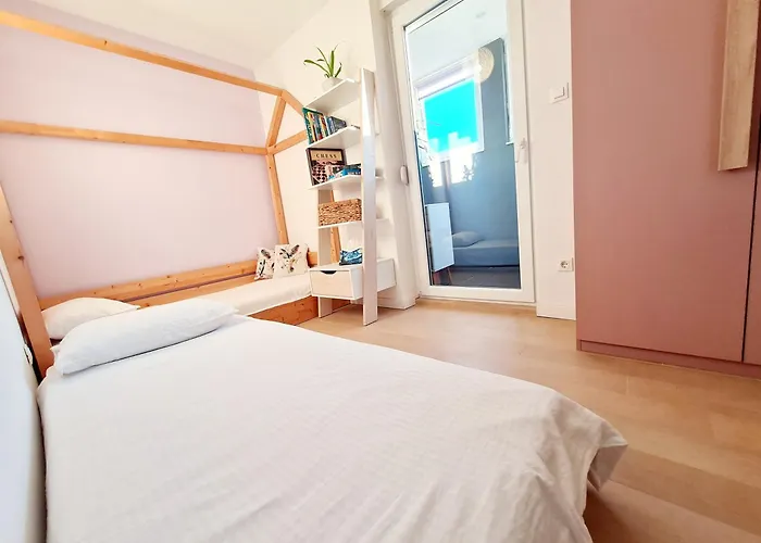 公寓 Beautiful Sea View, Free Parking, Centre Of