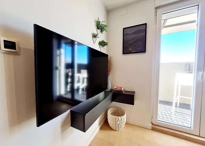 公寓 Beautiful Sea View, Free Parking, Centre Of 斯普利特