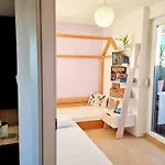 Beautiful Sea View, Free Parking, Centre Of Apartamento