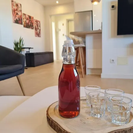 Apartamento Beautiful Sea View, Free Parking, Centre Of